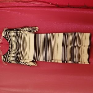 VENUS Short doleman sleeve dress Size S.